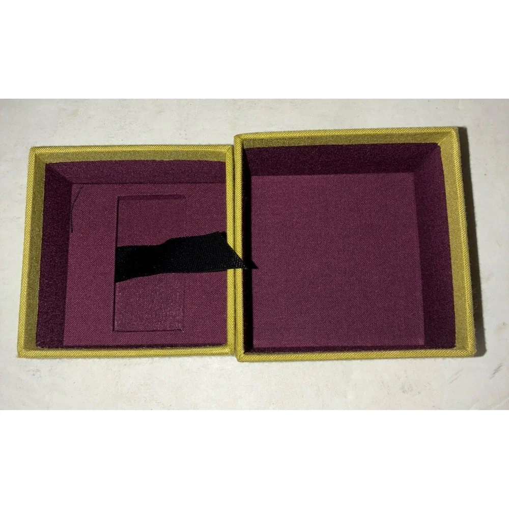 Gucci Gift Box Green Fabric Purple Interior Ring Jewelry Small 3x3x2.25
